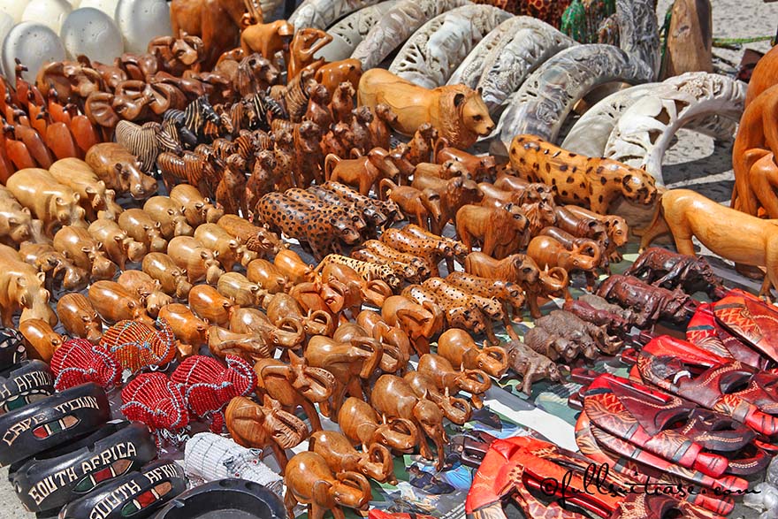 traveling with young children - don't spend money on souvenirs