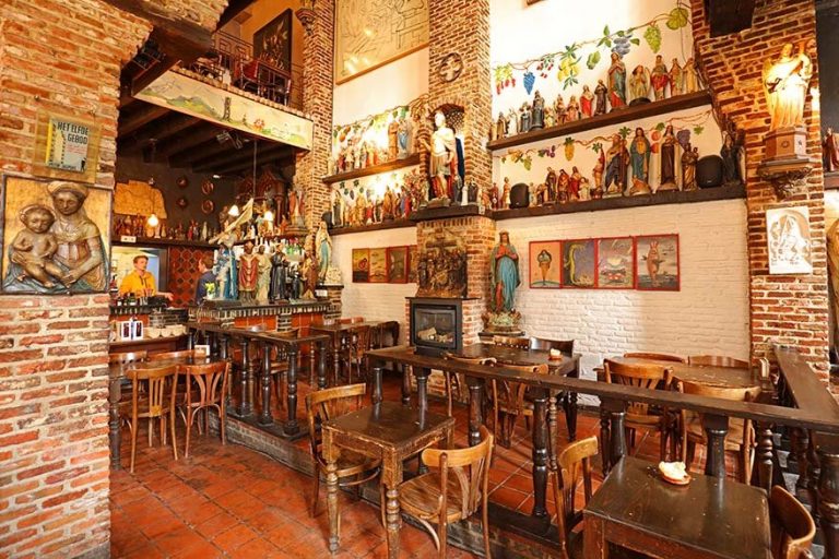 21 Best Things To Do in Antwerp (Insider Tips + Map)