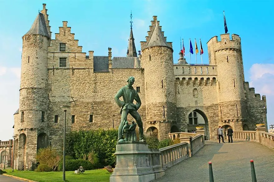 Het Steen castle - Antwerp's oldest building