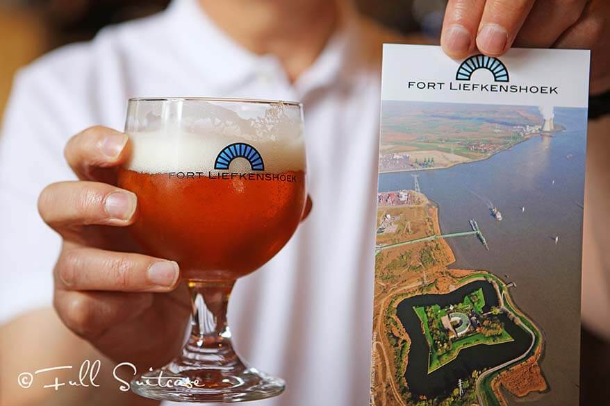 LIefkenshoek fort BonàPart beer