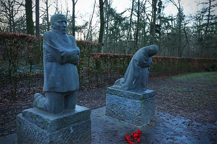 The grieving parents - Vladslo German war cemetery
