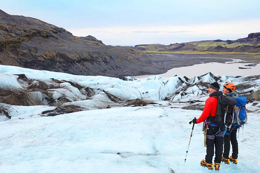 Glacier hiking guides in Iceland