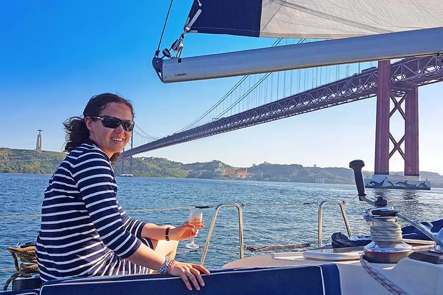 Lisbon sailing cruise on Tagus river 
