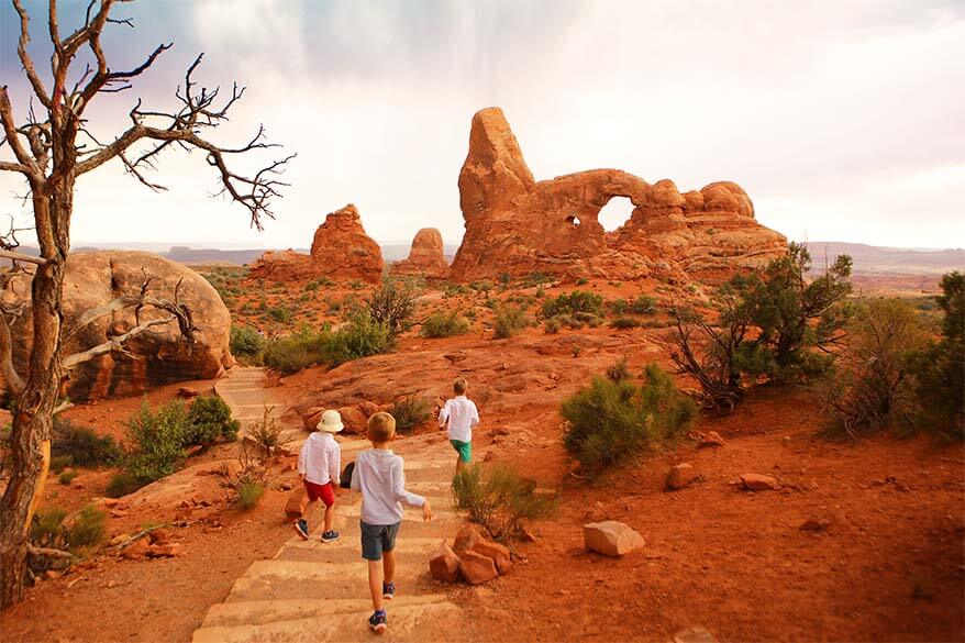 Hiking to Turret Arch in Arches NP with kids