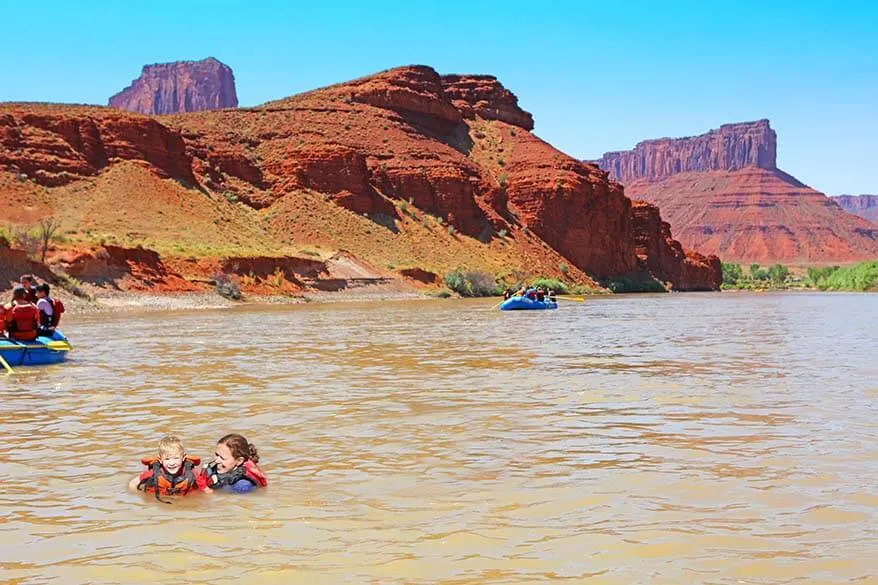 Rafting and swimming in Colorado River with kids