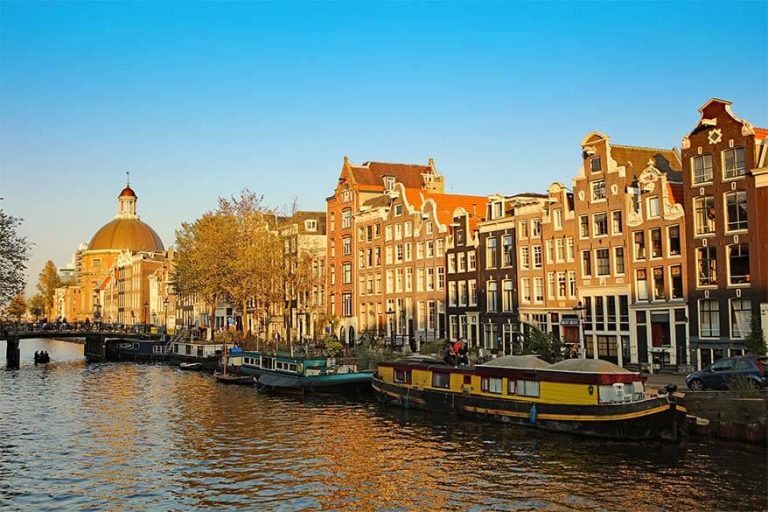 how-to-see-the-best-of-amsterdam-in-one-day-map-itinerary-tips