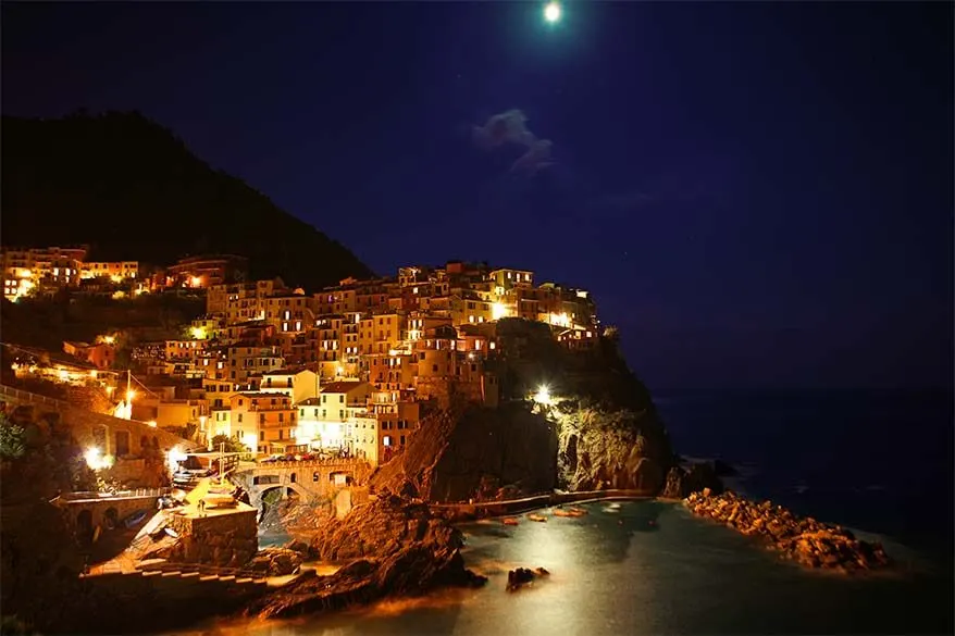 Manarola at night