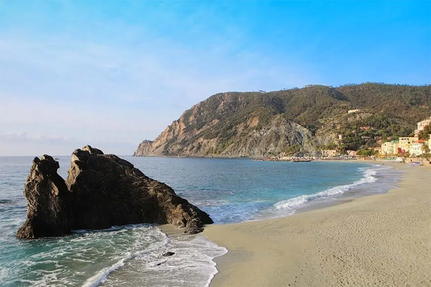 Monterosso al Mare beach