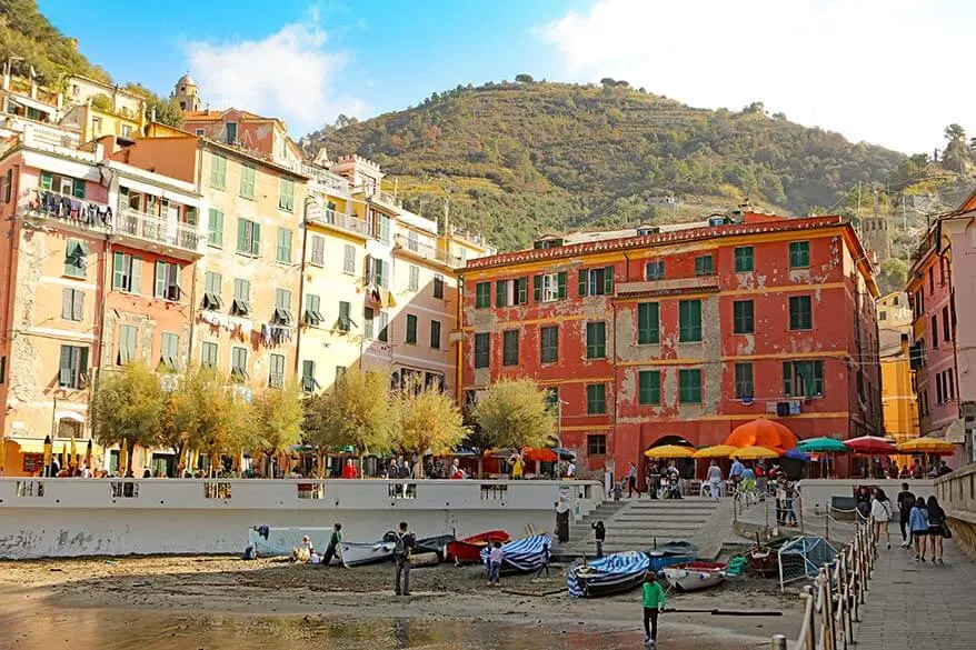 Vernazza harbour in Cinque Terre