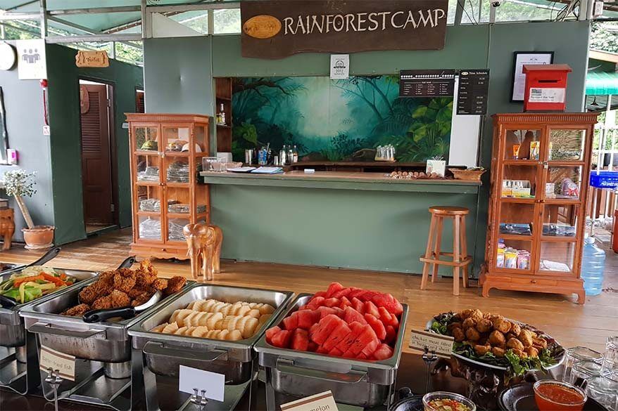 Restaurant at the floating accommodation Rainforest Camp in Khao Sok National Park