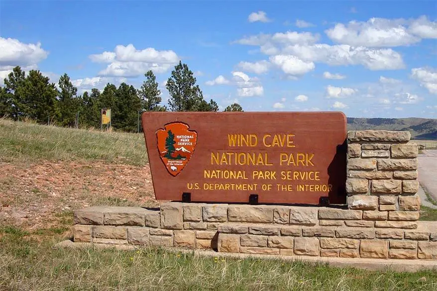 El Parque Nacional Wind Cave es un lugar popular para visitar en Black Hills
