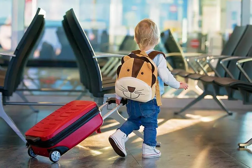 Discriminate Energize Suffix 11 Best Travel Bags for Children (+ Kids Luggage Tips)