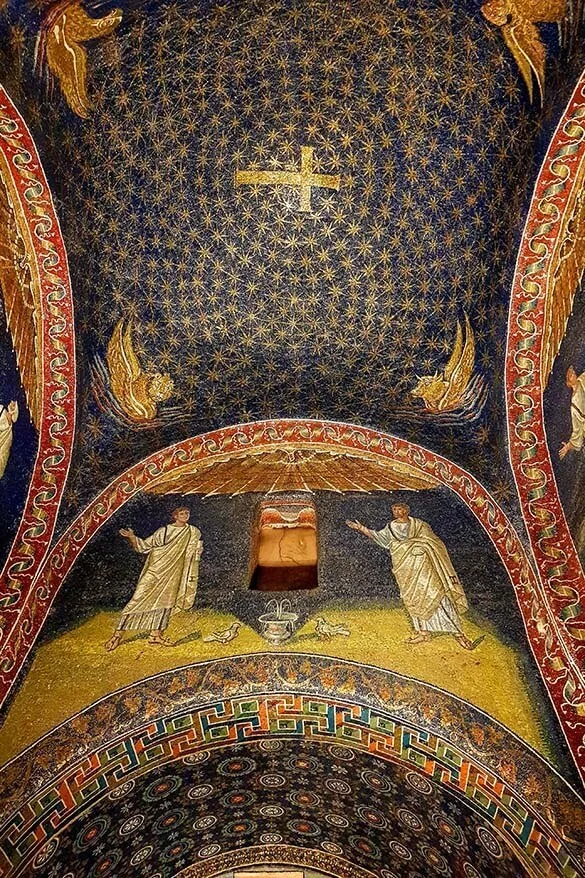 Mausoleo de mosaicos de Gala Placidia - Rávena, Italia