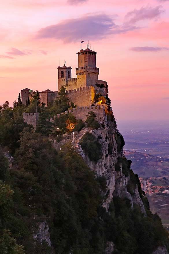San Marino es un complemento perfecto al itinerario de Emilia Romagna cuando visite Italia