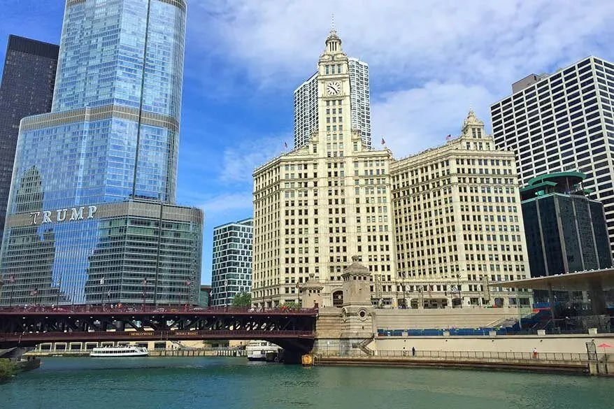 El edificio Wrigley no se puede perder en Chicago