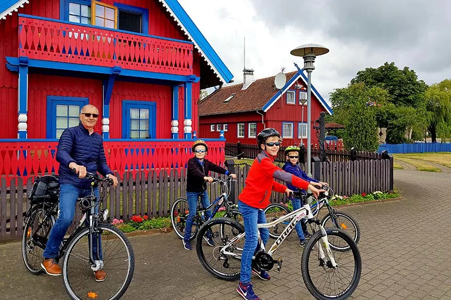 Exploring Nida by bike with kids