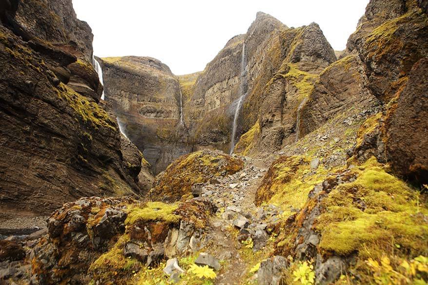 Hiking path between Haifoss and Granni waterfalls in Iceland