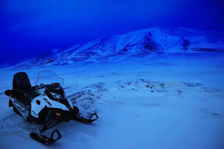 Svalbard Snowmobile tours