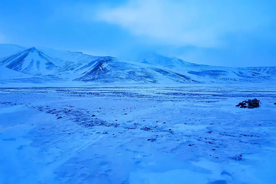 Vast landscapes of Svalbard can only be seen by snowmobile