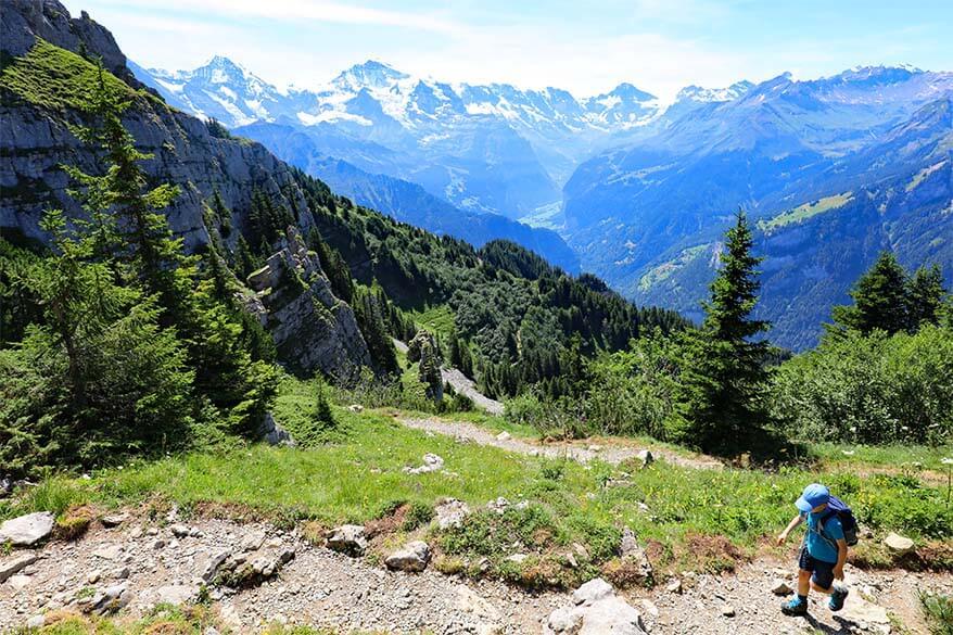 Hiking from Schynige Platte to Daube