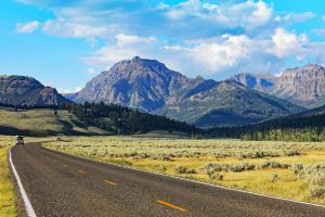 Best Yellowstone tours