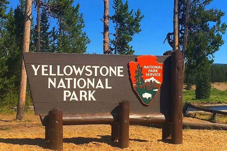 Yellowstone sign