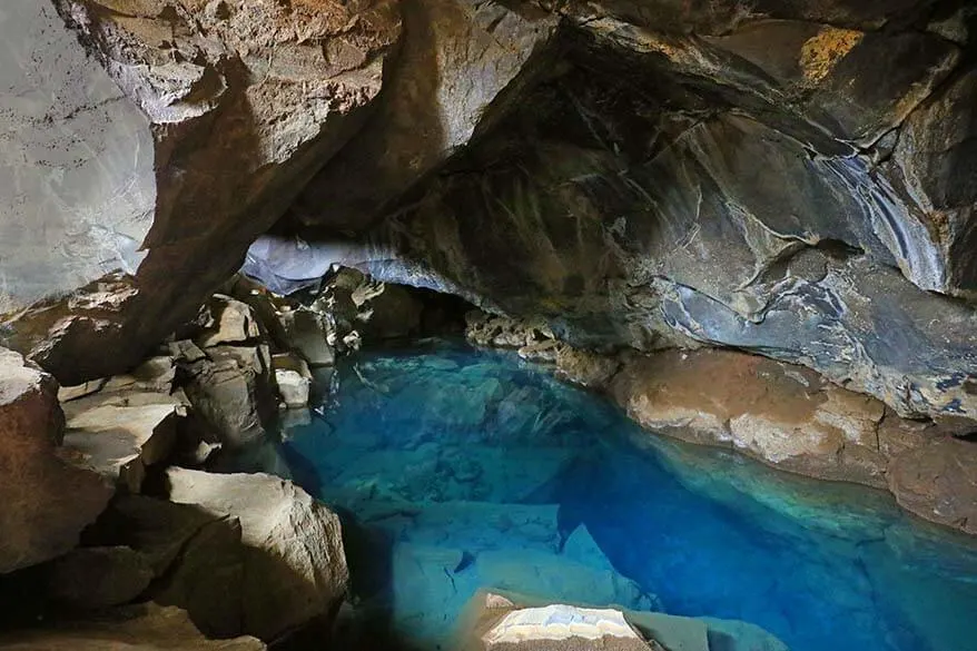 Grjotagja cave in Myvatn