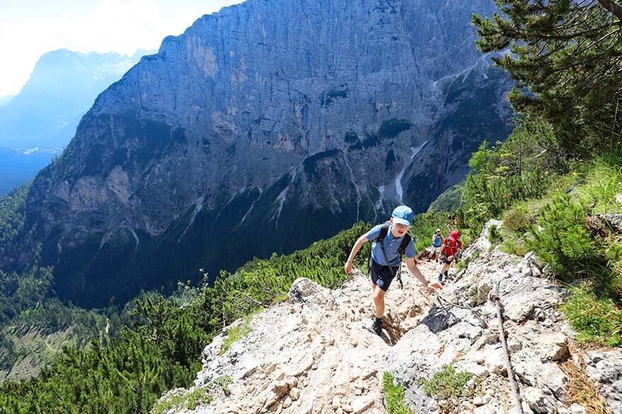 Hiking to Lake Sorapis with kids