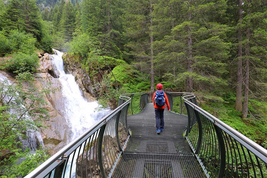 Langetaler Waterfall in Stubai