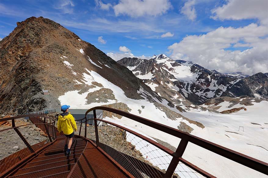 Schaufelspitze mountain at Stubai Glacier