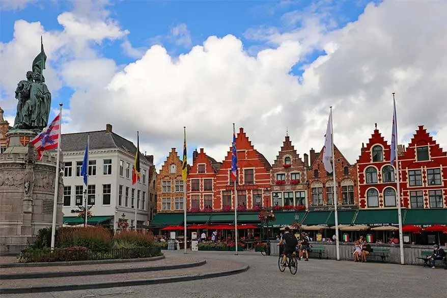 Best things to do in Bruges - Markt
