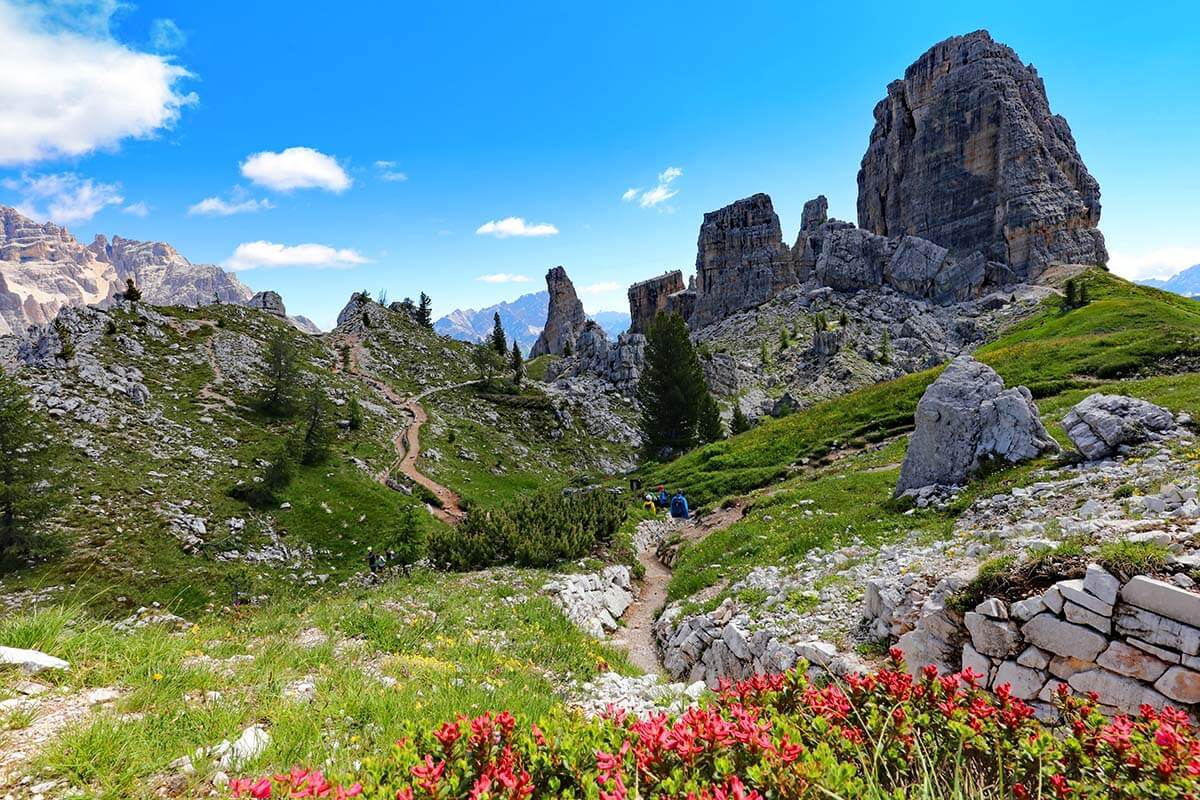 Cinque Torri, Dolomites: Easy Hike with Best Views (+Map & Info)