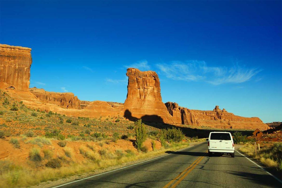 Moab Itinerary Ideas for 1 to 5 Days (How to Plan a Trip + Tips)