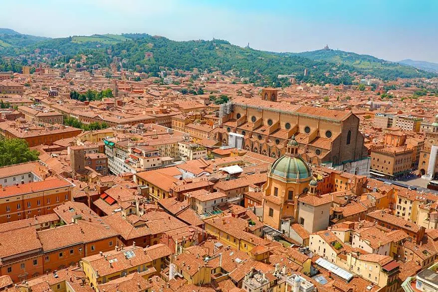 Best cities in Italy - Bologna