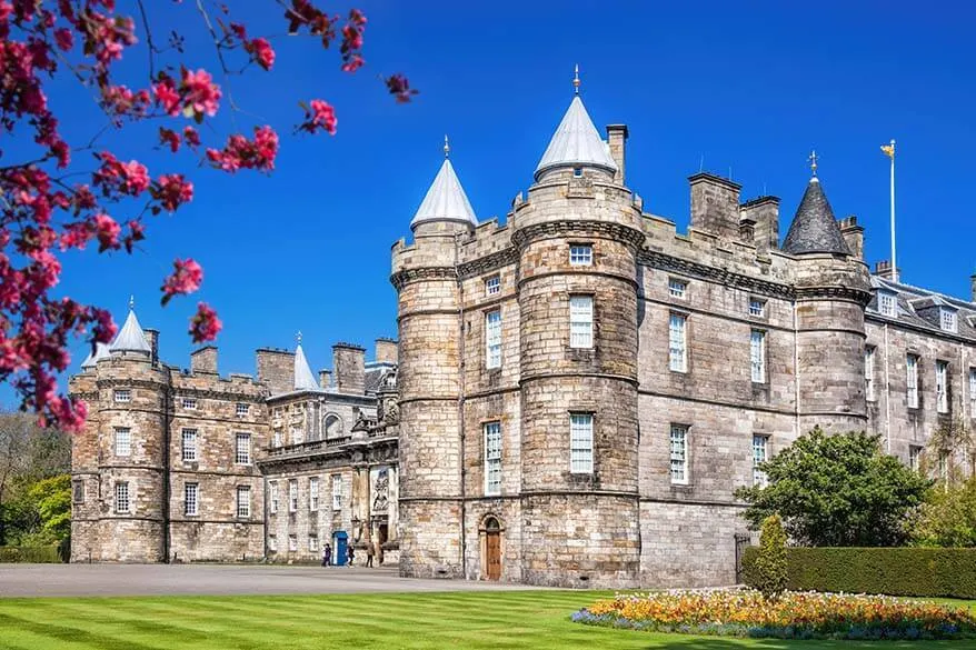 Palace of Holyroodhouse - best things to do in Edinburgh