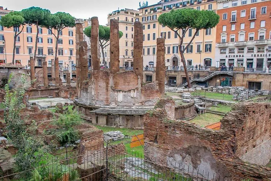 Largo di Torre Argentina in Rome