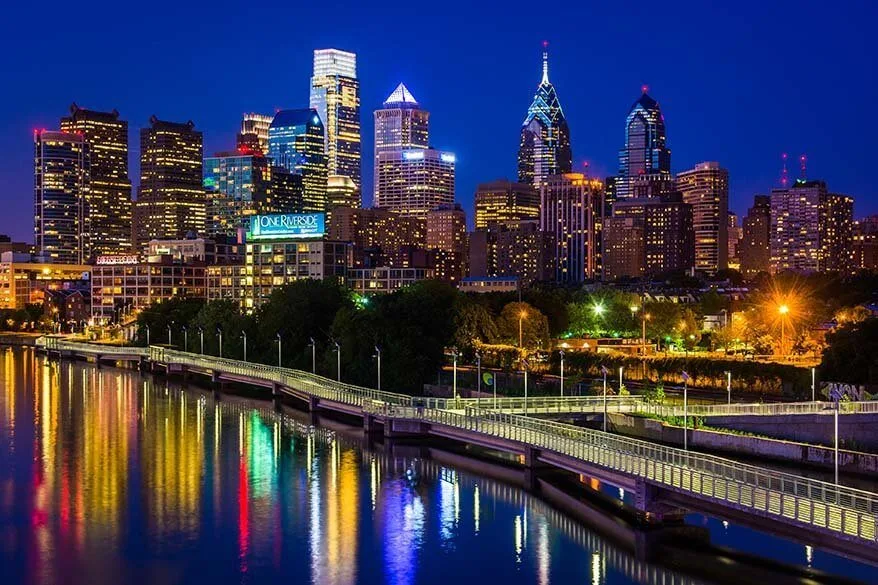 Philadelphia skyline at night