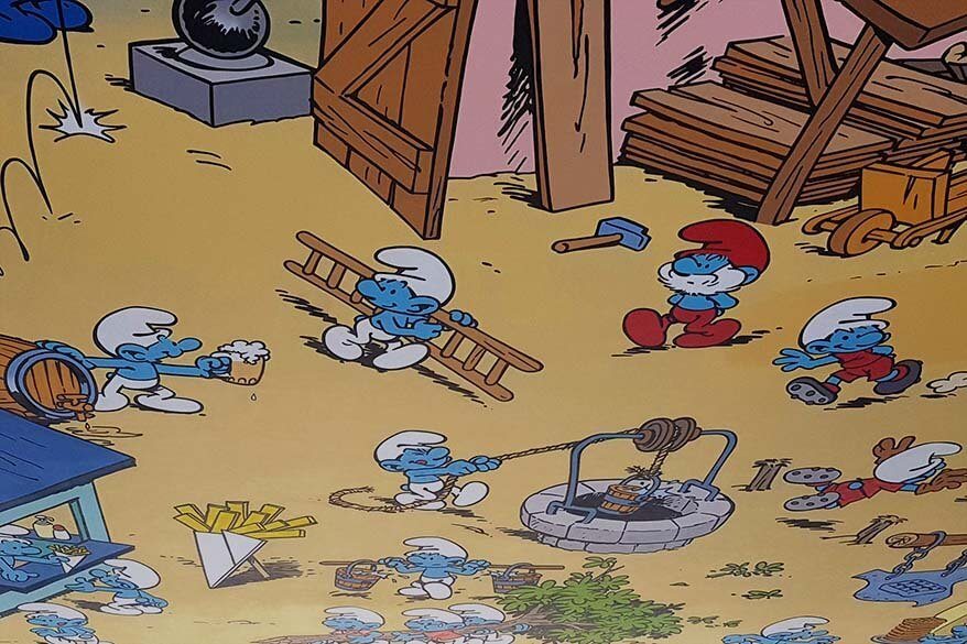 Smurfs mural in Brussels