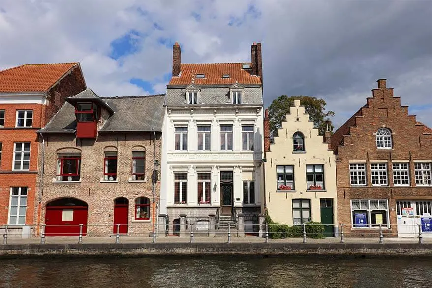 Casas típicas belgas en Brujas