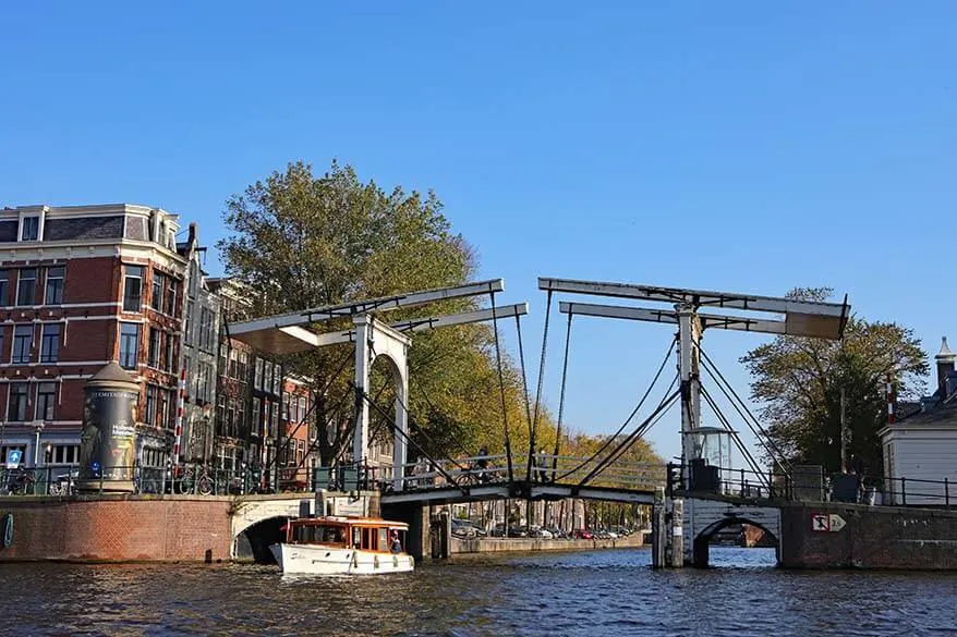 Walter Suskindbrug at Nieuwe Herengracht in Amsterdam