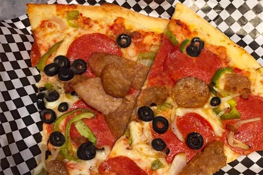 Las Vegas secret pizza