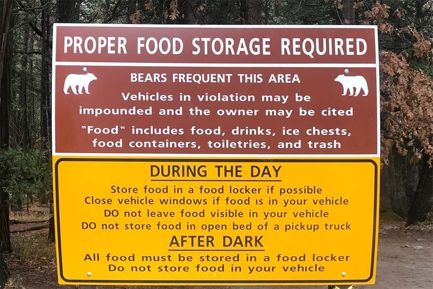 Yosemite sign warning about food storage and bears