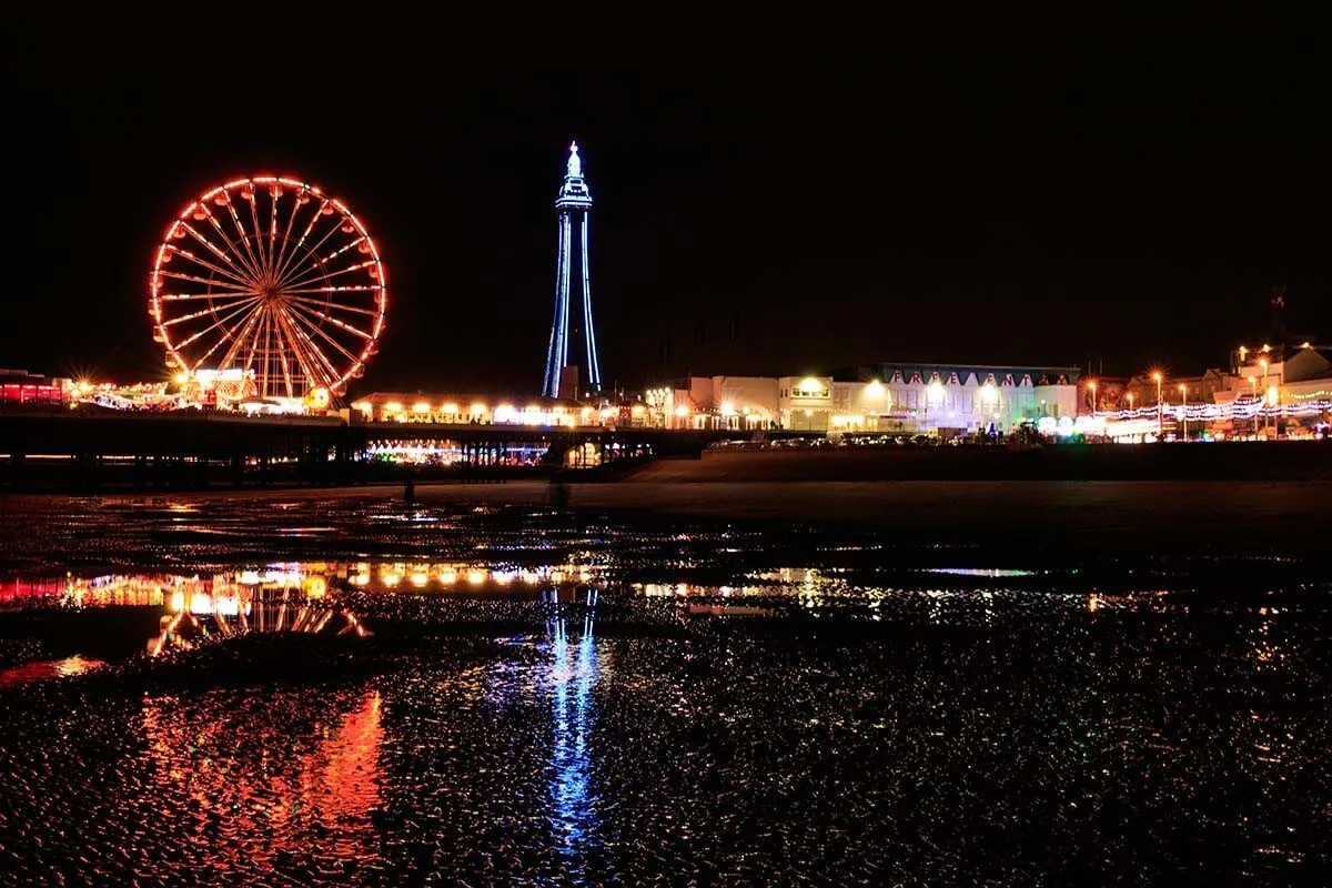 Central Pier Big Wheel in Blackpool at night