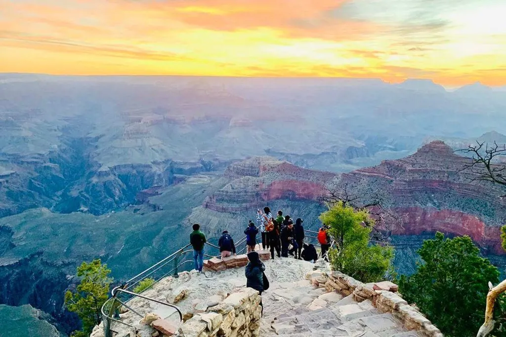 Sunset at Yavapai Point at the Grand Canyon South Rim