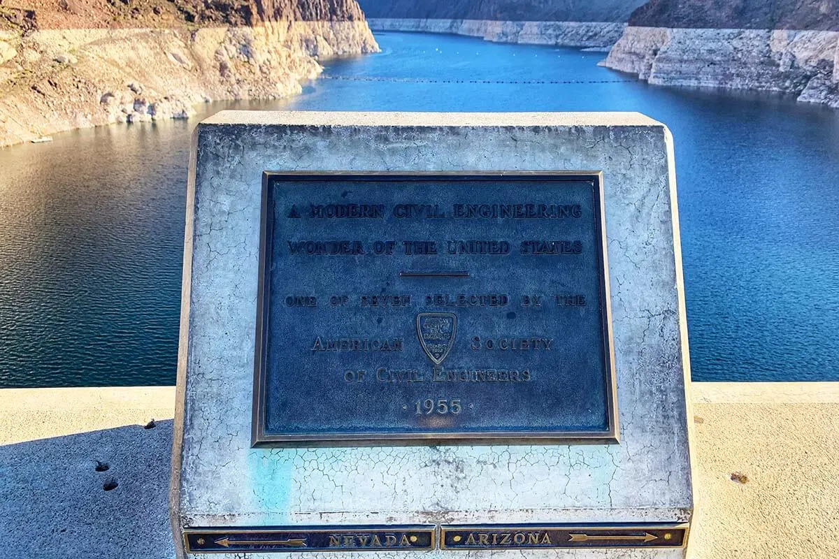 Two states sign - Nevada and Arizona - at Hoover Dam