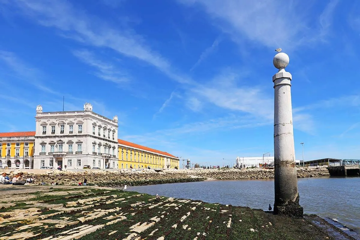 Cais de Colunas in Lisbon