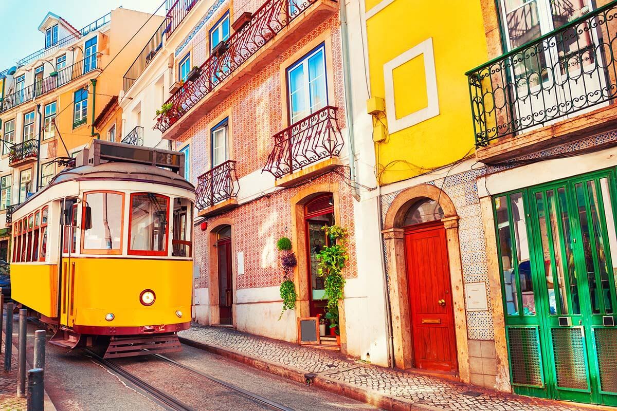 Avenida da Liberdade in Lisbon City Center - Tours and Activities