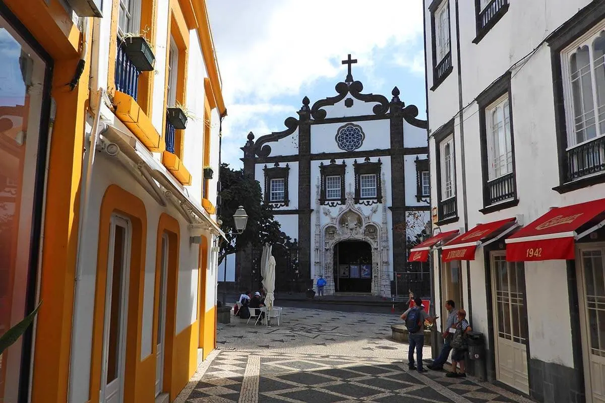 Igreja de Sao Sebastiao and Largo da Matriz in Ponta Delgada