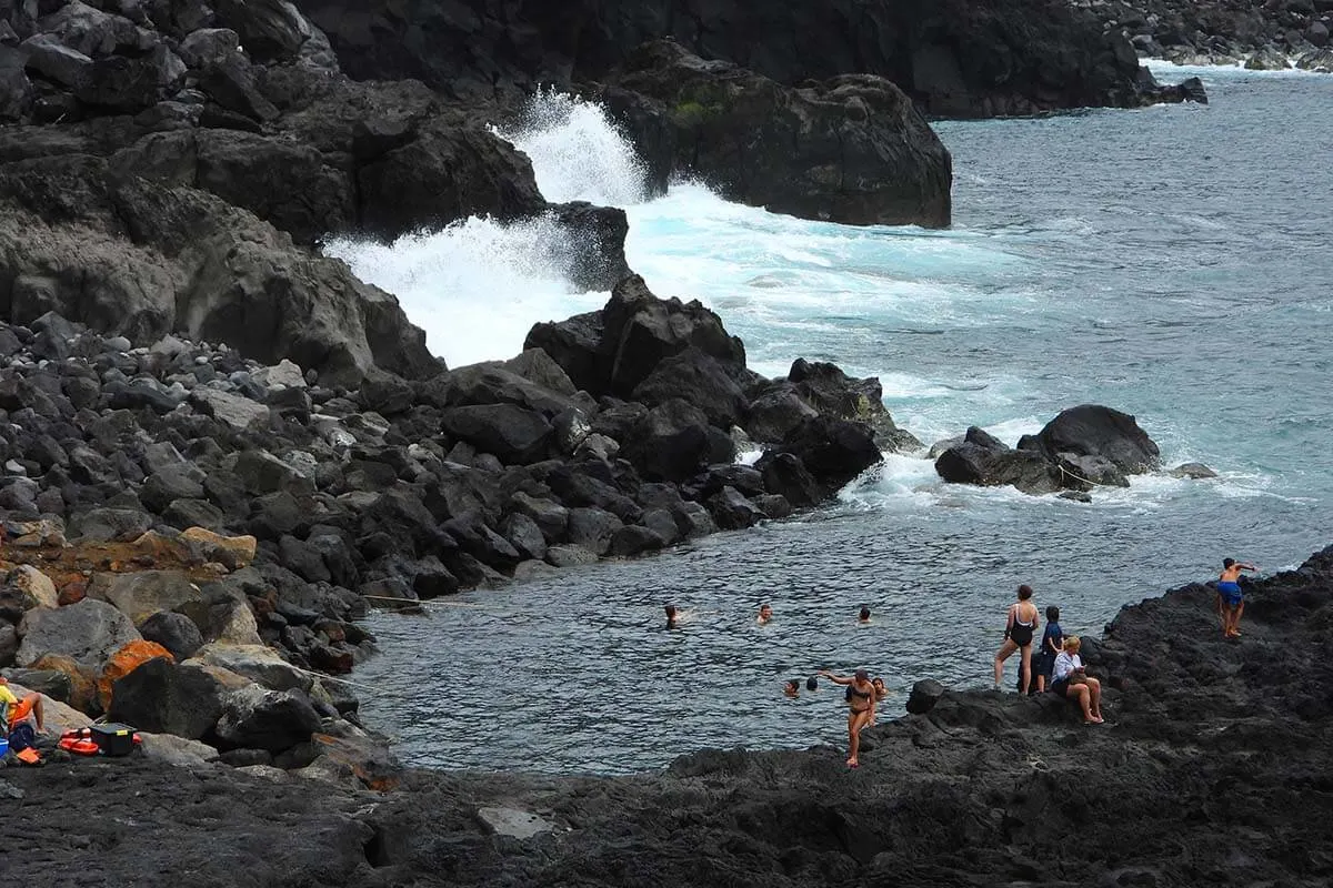 Ponta da Ferraria geothermal pool, Azores