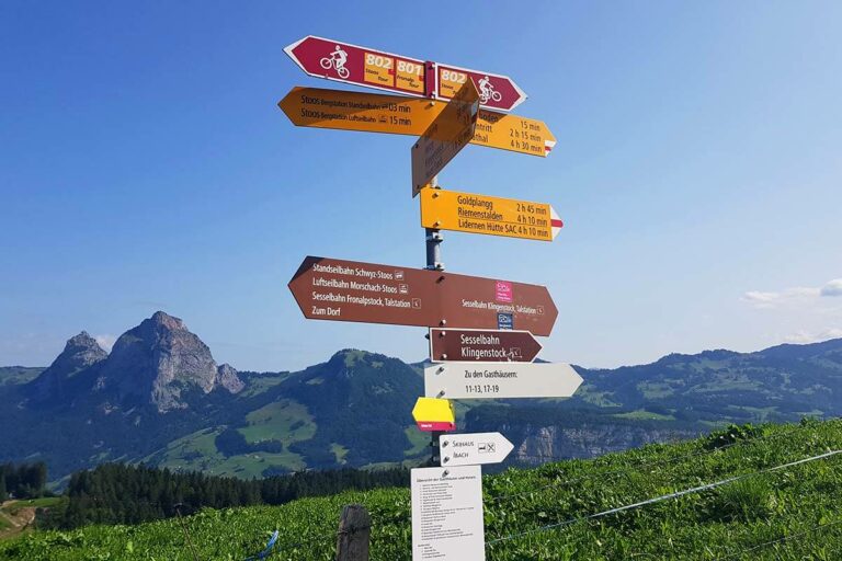 Stoos Ridge Signs Stoos Ridge Hike (Klingenstock to Fronalpstock): Info & Tips